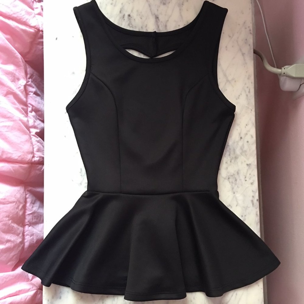 *3/$30* Black Heart Open Back Peplum Top